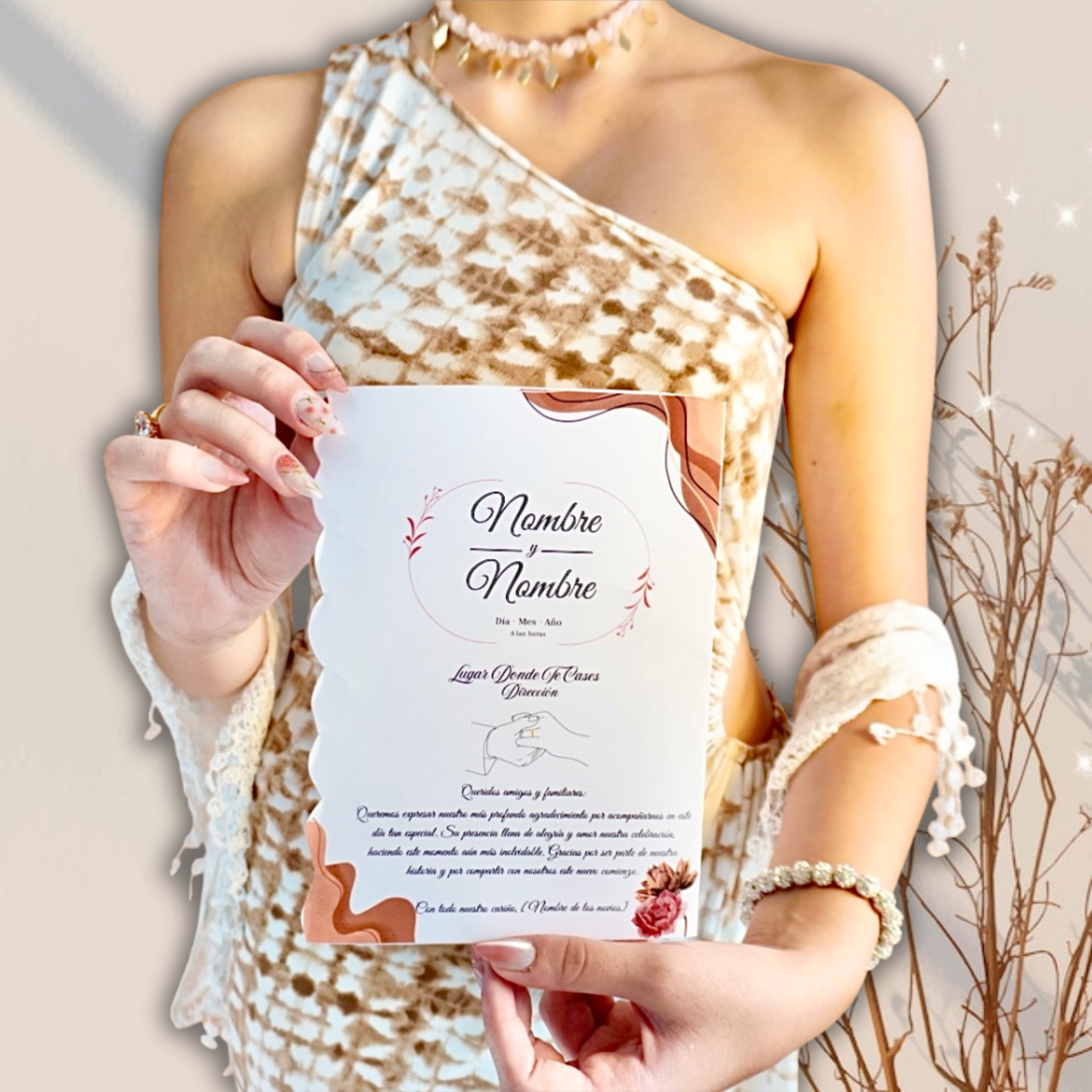 Chica sosteniendo el programa de ceremonia.